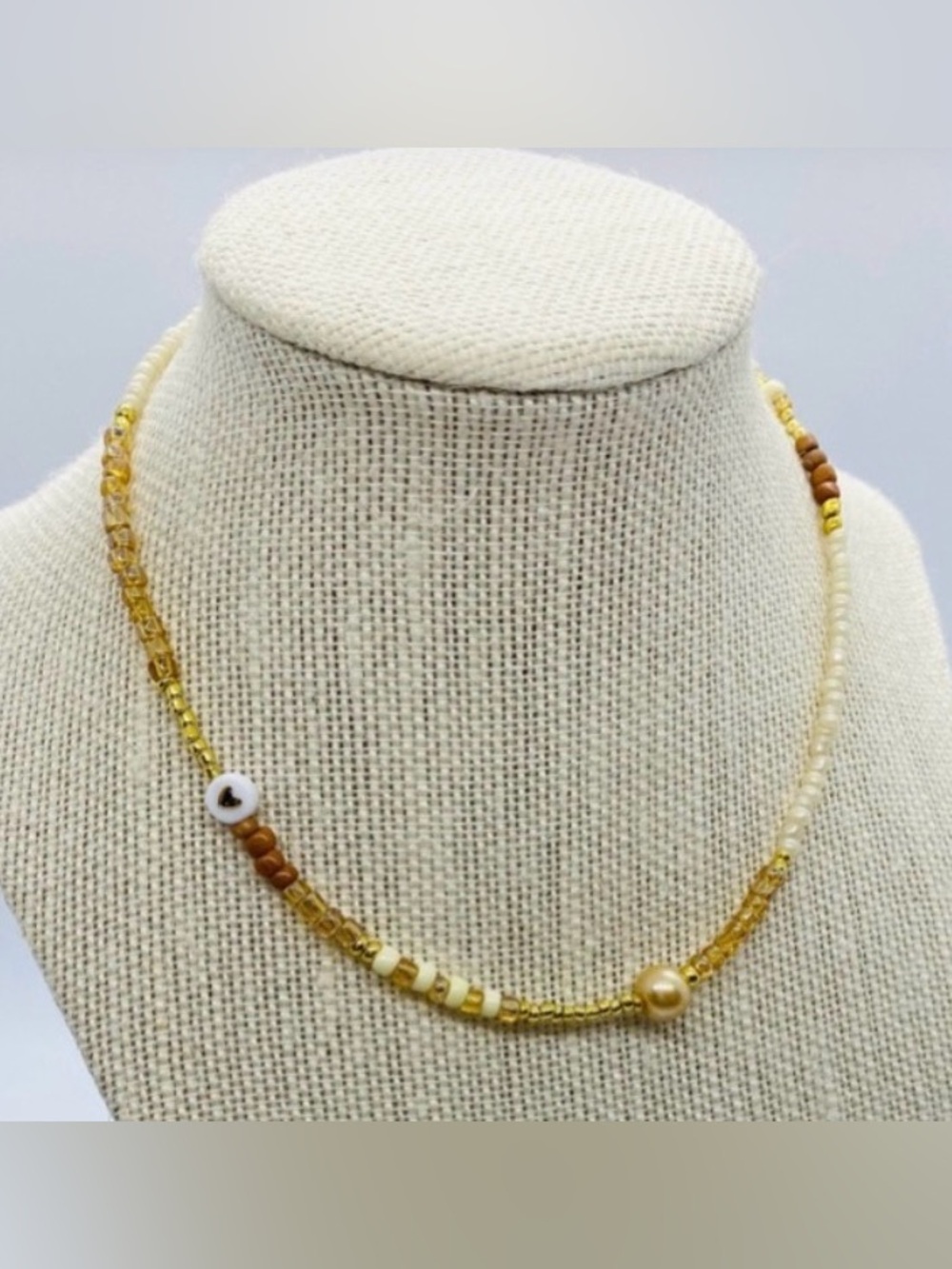 Cream Tan Gold Beaded Necklace Heart Pearl Charms Boho Y2K Fall Festival Preppy - Picture 2 of 7